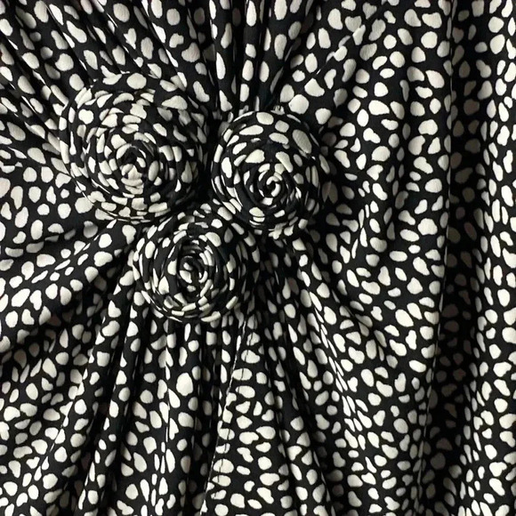 JONES STUDIO WO SIZE 14W BLACK WOTH WHITE DESIGN GATHERED FRONT BACK ZIPPER - Picture 4 of 11